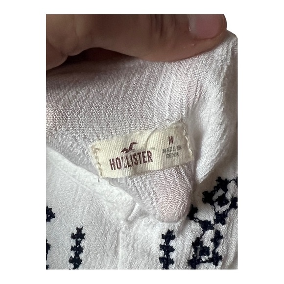0596. HOLLISTER FRINGE CROP TOP‎ SIZE MEDIUM WHITE/NAVY BLUE EMBROIDERED - Picture 4 of 7